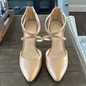 Nine West Nude Pumps